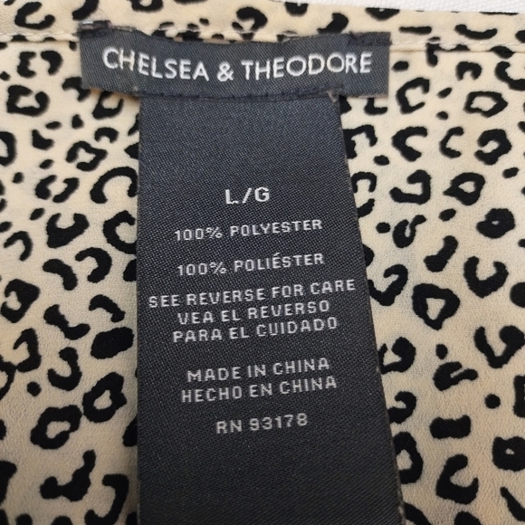 Chelsea & Theodore Blouse Women’s Leopard Print Crossover Hem V-Neck  Size Large - Picture 9 of 9